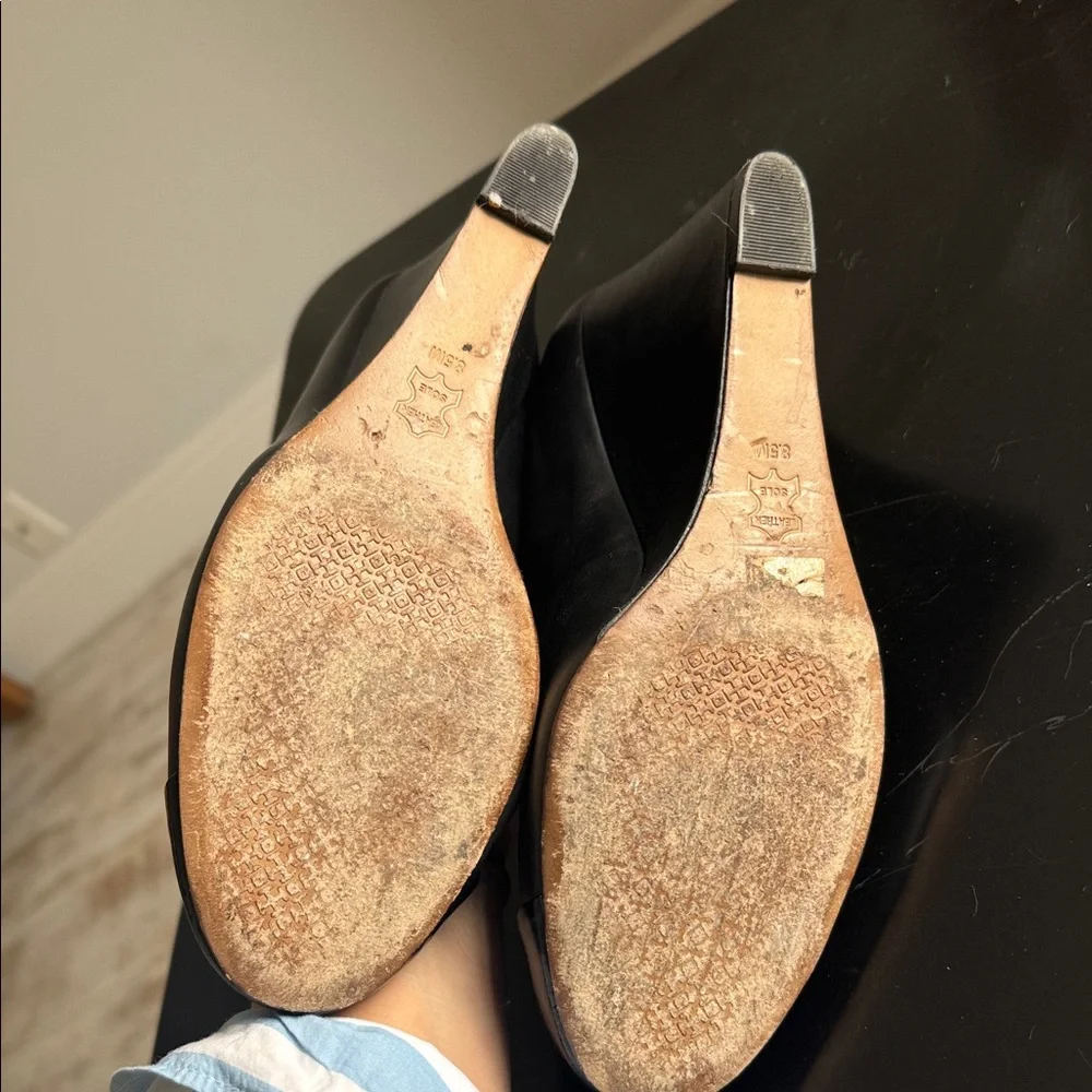 Boss Babe Wedge Pumps - Picture 8 of 9